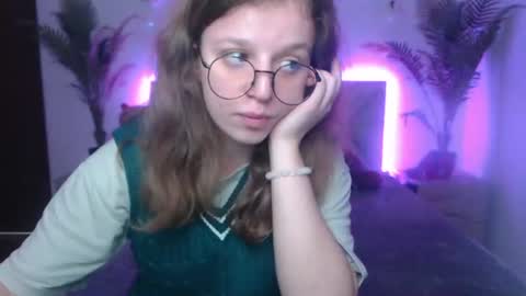 Snapshot of annibrownss chatting on July 21, 2026, 6:05 am Anni online show from July 21, 2026, 6:05 am