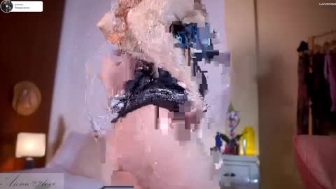 Snapshot of annie22love chatting on January 21, 2025, 9:57 pm Annie independent model online show from January 21, 2025, 9:57 pm