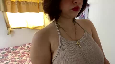 Annie  online show from December 16, 2024, 6:16 pm