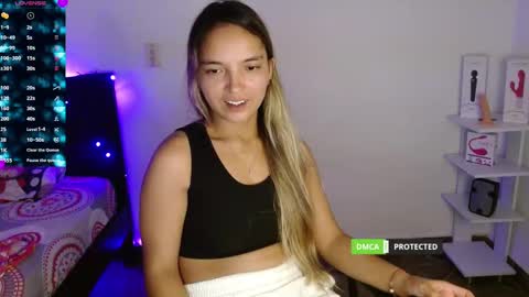 Snapshot of annie_che77y chatting on March 2, 2025, 3:24 am annie cherry independent model online show from March 2, 2025, 3:24 am
