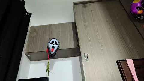 A N G E L online show from November 27, 2025, 2:24 am