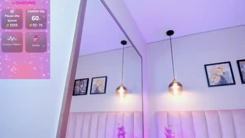 Snapshot of annie_karlsson__ chatting on October 7, 2025, 3:36 am   online show from October 7, 2025, 3:36 am