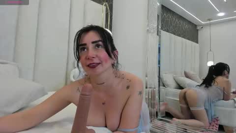 im annie   online show from March 26, 2026, 1:38 pm