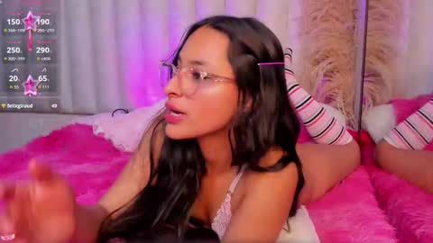 Snapshot of annie_lought chatting on October 11, 2025, 5:17 am   online show from October 11, 2025, 5:17 am