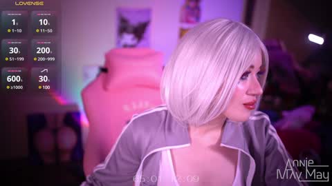 Snapshot of annie_may_may chatting on January 6, 2025, 4:47 am Annie May   online show from January 6, 2025, 4:47 am