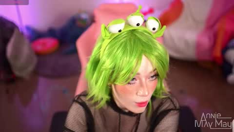 Annie May   online show from March 30, 2026, 1:01 pm