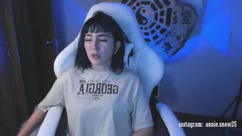 JEANNE no olvides seguirme dont forget follow me  uu online show from February 16, 2025, 12:08 am