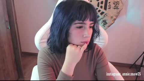 JEANNE no olvides seguirme dont forget follow me  uu online show from February 20, 2025, 6:57 pm