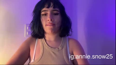 JEANNE no olvides seguirme dont forget follow me  uu online show from March 6, 2025, 10:26 pm