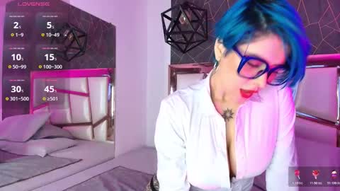 Annie  online show from October 20, 2025, 12:05 pm