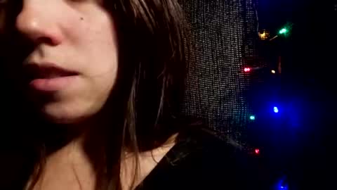 annieartlive online show from January 7, 2026, 7:49 pm