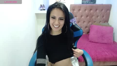 Anniee online show from January 4, 2025, 11:43 am