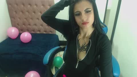 Anniee online show from February 12, 2025, 6:40 pm