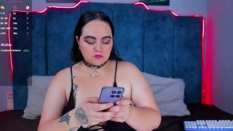 Snapshot of annieesweett_ chatting on May 17, 2026, 9:00 pm Annie Sweet Cherry online show from May 17, 2026, 9:00 pm
