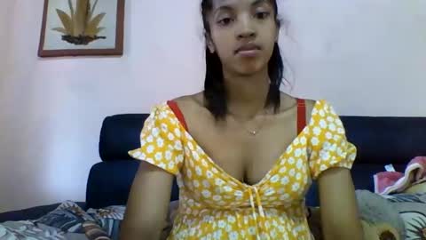 Snapshot of anniesexy1 chatting on December 4, 2025, 10:02 am anniesexy1 online show from December 4, 2025, 10:02 am
