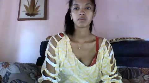 Snapshot of anniesexy1 chatting on December 15, 2025, 8:40 am anniesexy1 online show from December 15, 2025, 8:40 am