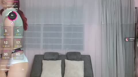 Snapshot of anniesparkle chatting on July 17, 2026, 12:39 am Annie Sparkle online show from July 17, 2026, 12:39 am