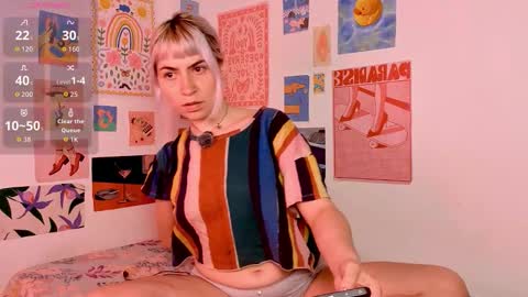 Snapshot of annietinky chatting on February 12, 2026, 12:38 am annietinky online show from February 12, 2026, 12:38 am