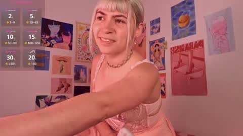 annietinky online show from July 27, 2026, 1:56 am