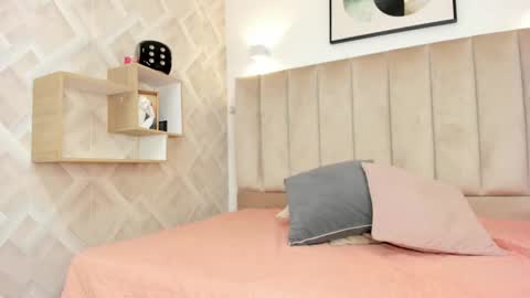 Snapshot of anniie_queen chatting on March 18, 2026, 3:09 am Annie Queen online show from March 18, 2026, 3:09 am