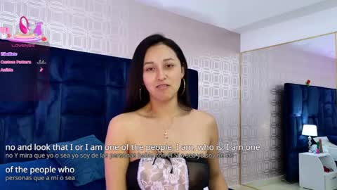 Snapshot of anniieleonhart chatting on September 13, 2025, 1:55 pm Anniieleonhart online show from September 13, 2025, 1:55 pm