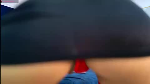 Snapshot of anniieleonhart chatting on September 25, 2025, 5:27 pm Anniieleonhart online show from September 25, 2025, 5:27 pm