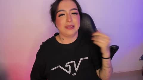 Snapshot of annikamerliahh_ chatting on September 26, 2025, 5:00 am Annika online show from September 26, 2025, 5:00 am