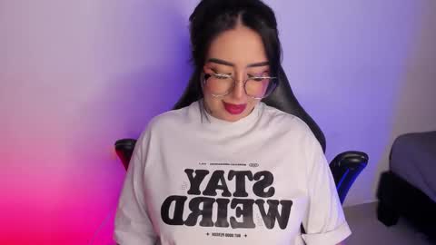 Snapshot of annikamerliahh_ chatting on October 10, 2025, 5:06 am Annika online show from October 10, 2025, 5:06 am