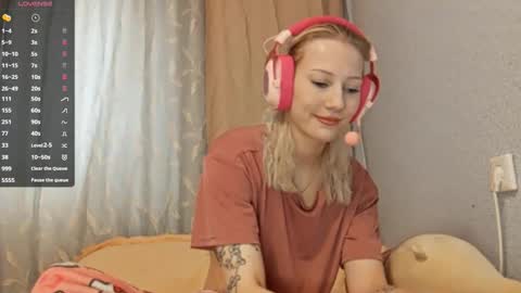 Kate online show from September 18, 2025, 9:22 am