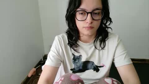Gaby 3 online show from May 2, 2026, 6:46 pm