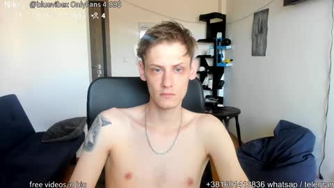 Snapshot of annonimsick chatting on September 23, 2025, 12:08 pm    online show from September 23, 2025, 12:08 pm