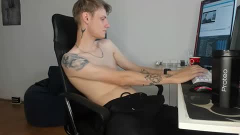 Snapshot of annonimsick chatting on September 29, 2025, 1:49 pm    online show from September 29, 2025, 1:49 pm