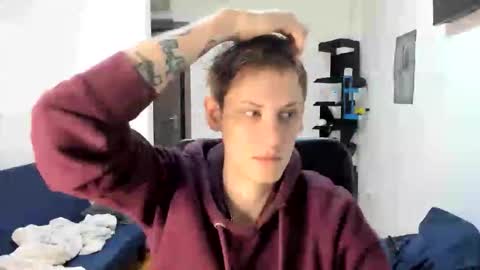 Snapshot of annonimsick chatting on October 1, 2025, 5:41 pm    online show from October 1, 2025, 5:41 pm