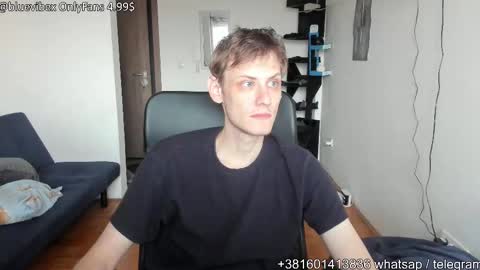 Snapshot of annonimsick chatting on October 7, 2025, 3:31 pm    online show from October 7, 2025, 3:31 pm