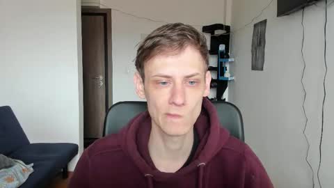 Snapshot of annonimsick chatting on October 8, 2025, 12:14 pm    online show from October 8, 2025, 12:14 pm