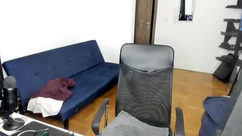 Snapshot of annonimsick chatting on October 20, 2025, 3:01 pm    online show from October 20, 2025, 3:01 pm