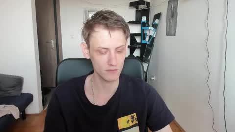    online show from November 24, 2025, 9:42 am