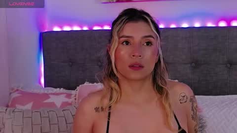 Antonella Lee online show from February 15, 2026, 6:59 pm