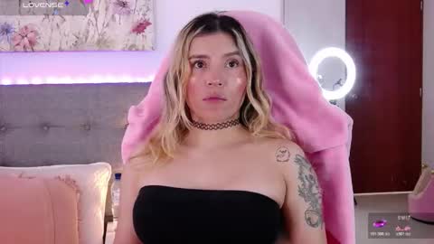 Antonella Lee online show from March 9, 2026, 6:23 pm