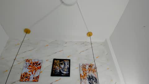 Snapshot of anny_bridge chatting on April 7, 2026, 9:15 pm Anny bridge online show from April 7, 2026, 9:15 pm