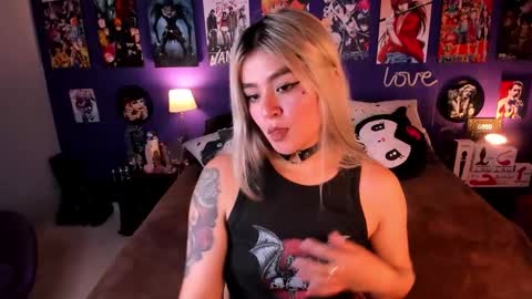 Snapshot of anny_cross chatting on March 5, 2026, 4:08 am Paty online show from March 5, 2026, 4:08 am