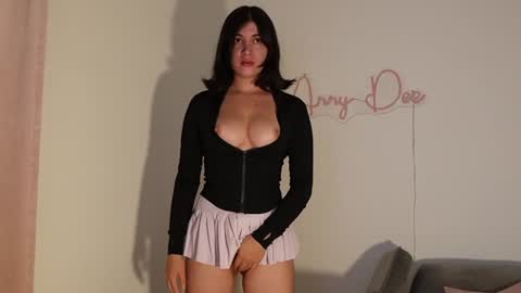 Snapshot of anny_dee chatting on January 24, 2025, 4:59 am Anny online show from January 24, 2025, 4:59 am