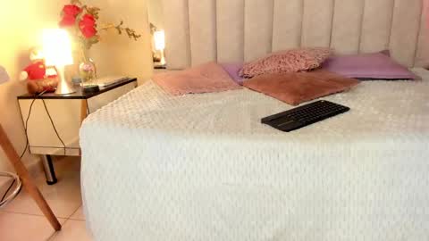 Snapshot of anny_kiut chatting on May 11, 2026, 2:45 pm ANNY online show from May 11, 2026, 2:45 pm