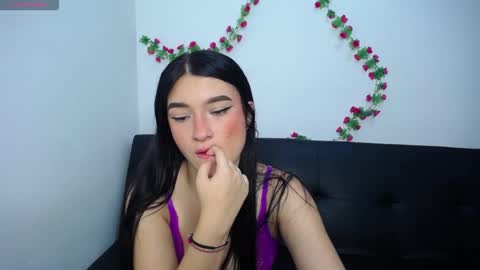 Anny online show from March 11, 2026, 2:12 pm