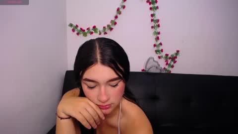 Anny online show from May 5, 2026, 2:47 pm