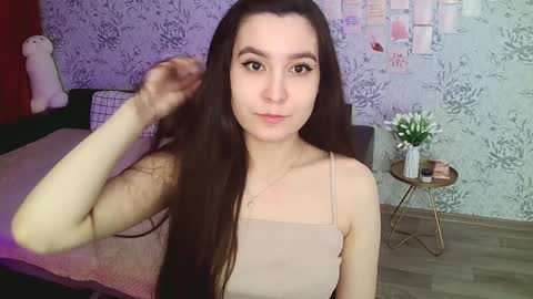 Snapshot of anny_shine chatting on December 7, 2024, 3:47 am Annie online show from December 7, 2024, 3:47 am