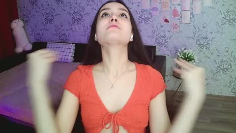 Snapshot of anny_shine chatting on December 13, 2024, 1:59 am Annie online show from December 13, 2024, 1:59 am