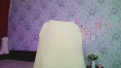 Snapshot of anny_shine chatting on February 10, 2025, 6:20 am Annie online show from February 10, 2025, 6:20 am