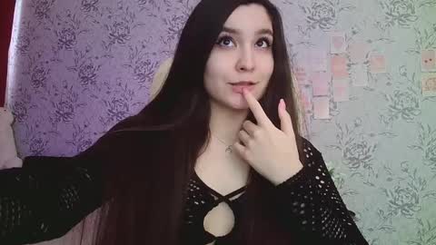 Snapshot of anny_shine chatting on February 28, 2025, 10:20 am Annie online show from February 28, 2025, 10:20 am