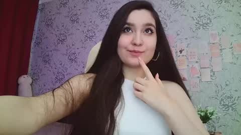 Snapshot of anny_shine chatting on March 2, 2025, 4:28 am Annie online show from March 2, 2025, 4:28 am